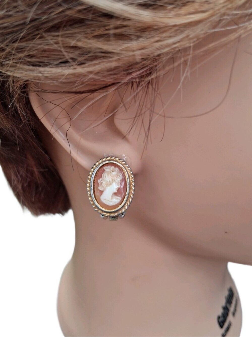Vintage Gold Tone Faux Cameo Clip On Earrings Oval Rope Detail Regency